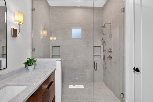 7607 Lakeside Lane, Tyler, TX 75703