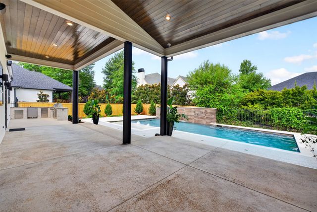 7607 Lakeside Lane, Tyler, TX 75703