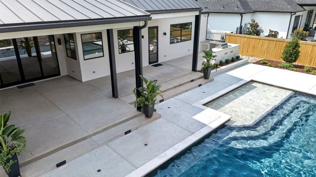 7607 Lakeside Lane, Tyler, TX 75703