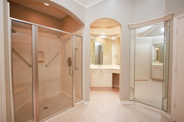 17803 Skyline Arbor Terrace, Houston, TX 77094