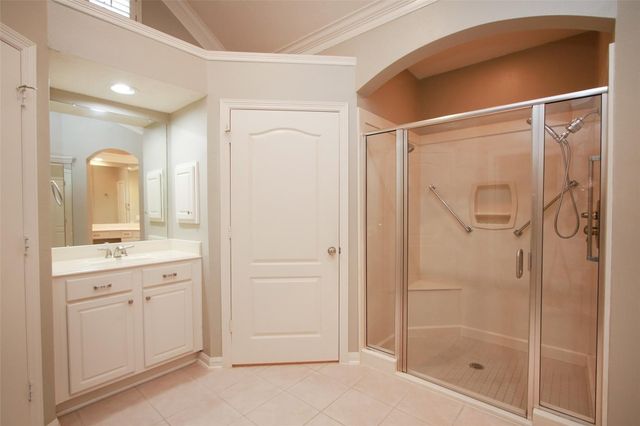 17803 Skyline Arbor Terrace, Houston, TX 77094