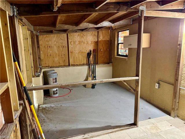 1891 51st ST SW, Naples, FL 34116