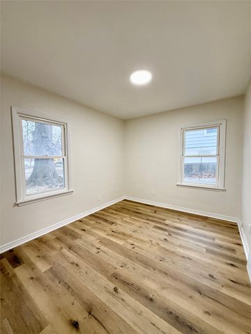 409 Davis Avenue, Des Moines, IA 50315