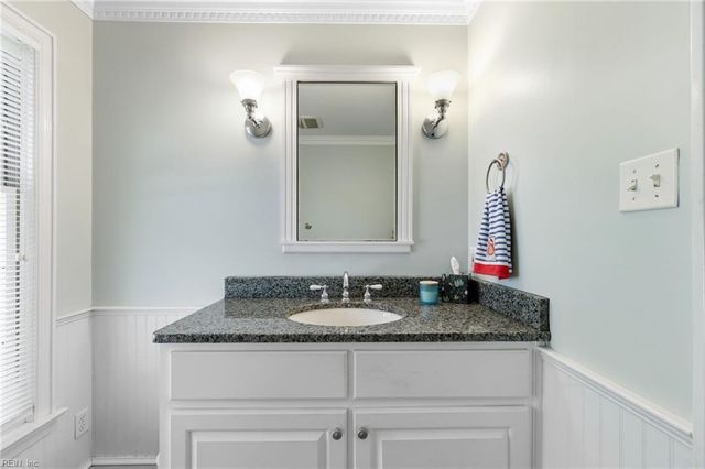 4305 Delray DR, Virginia Beach, VA 23455