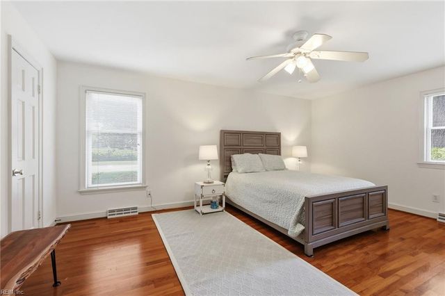 4305 Delray DR, Virginia Beach, VA 23455
