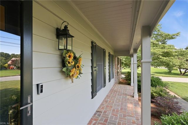 4305 Delray DR, Virginia Beach, VA 23455