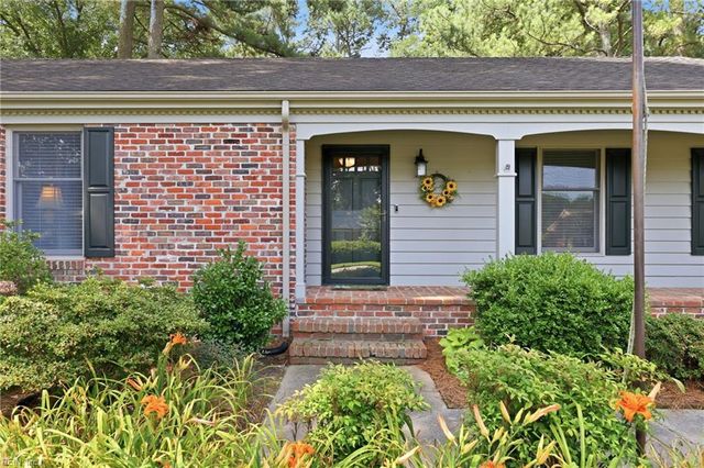 4305 Delray DR, Virginia Beach, VA 23455