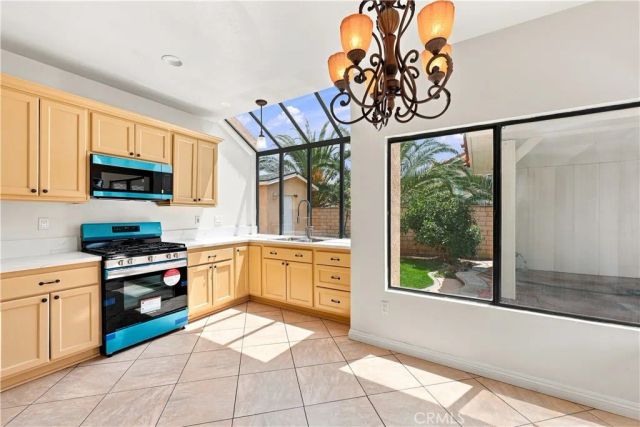 3056 Dartmouth, Corona, CA 92879