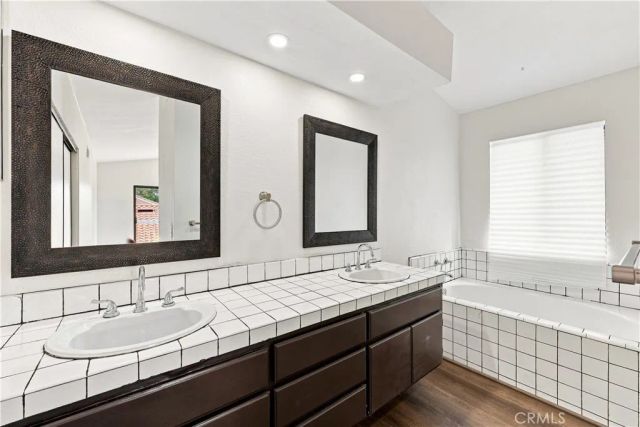 3056 Dartmouth, Corona, CA 92879