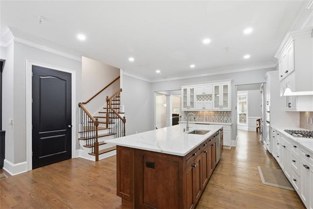 1933 Ridgemont Lane, Decatur, GA 30033