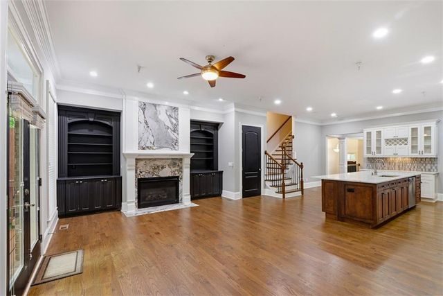1933 Ridgemont Lane, Decatur, GA 30033