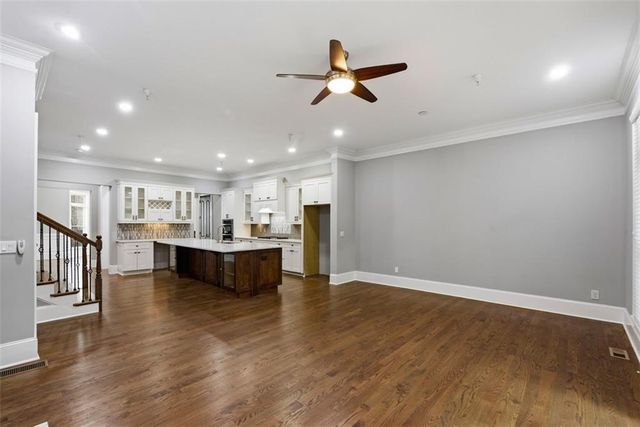 1933 Ridgemont Lane, Decatur, GA 30033