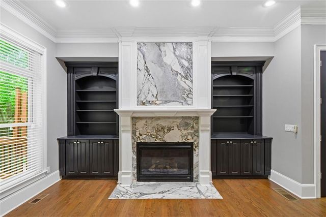 1933 Ridgemont Lane, Decatur, GA 30033