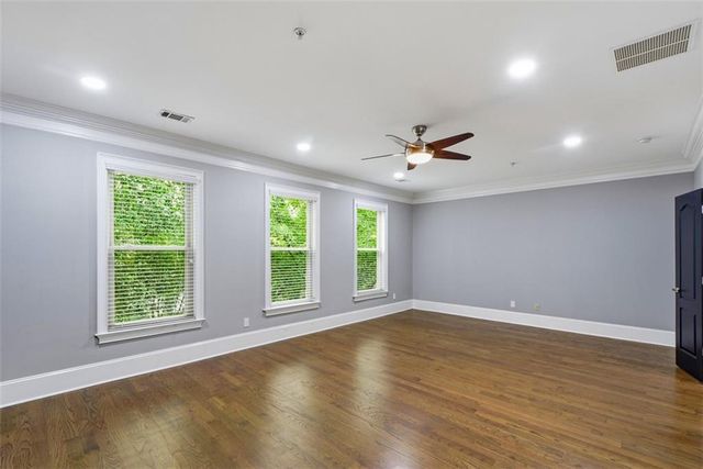 1933 Ridgemont Lane, Decatur, GA 30033