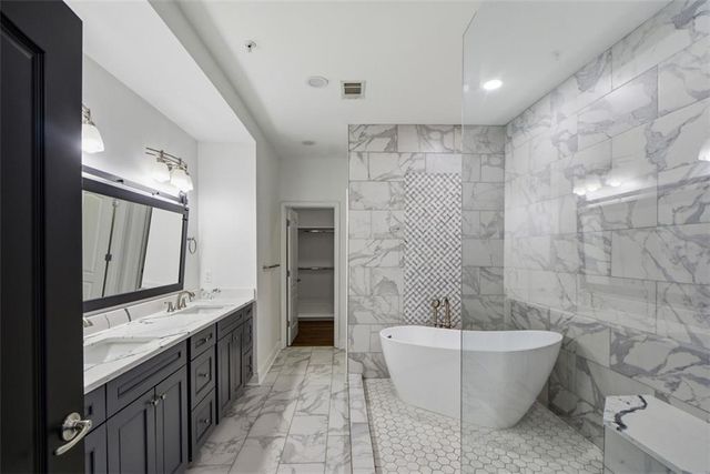 1933 Ridgemont Lane, Decatur, GA 30033