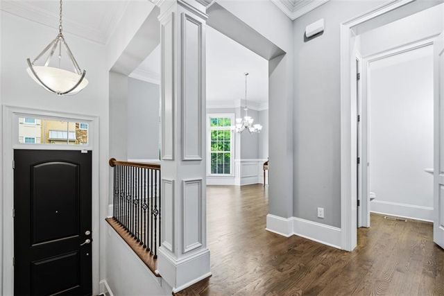 1933 Ridgemont Lane, Decatur, GA 30033