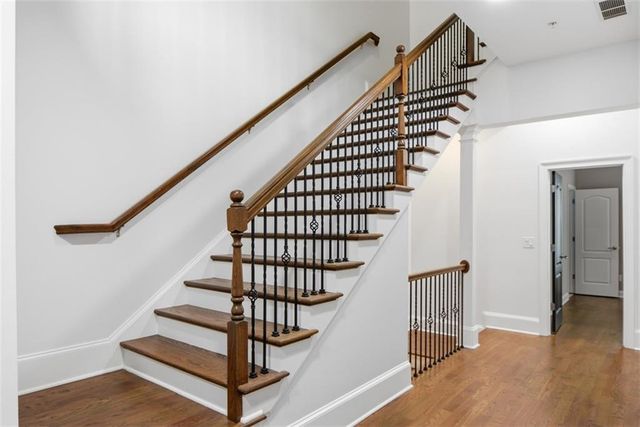 1933 Ridgemont Lane, Decatur, GA 30033