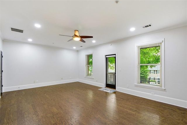 1933 Ridgemont Lane, Decatur, GA 30033