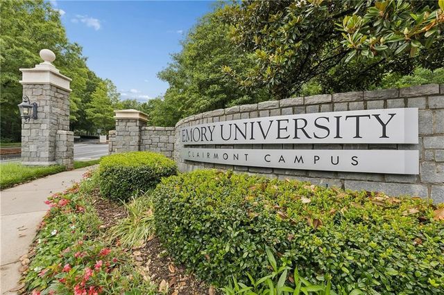 1933 Ridgemont Lane, Decatur, GA 30033