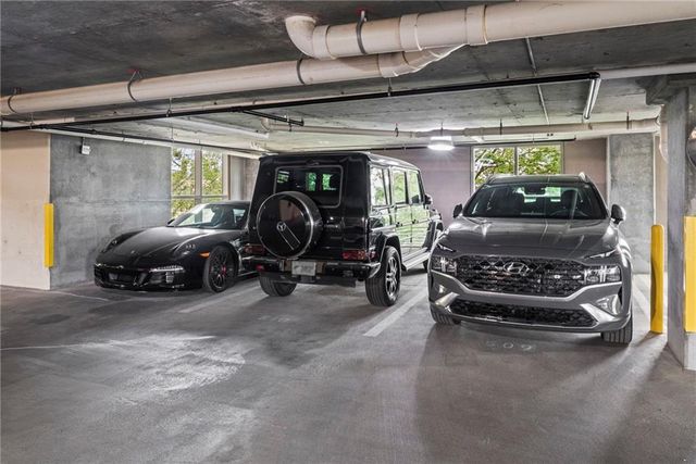 2881 Peachtree Road NE 2304, Atlanta, GA 30305