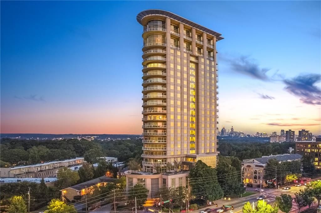 2881 Peachtree Road NE 2304, Atlanta, GA 30305