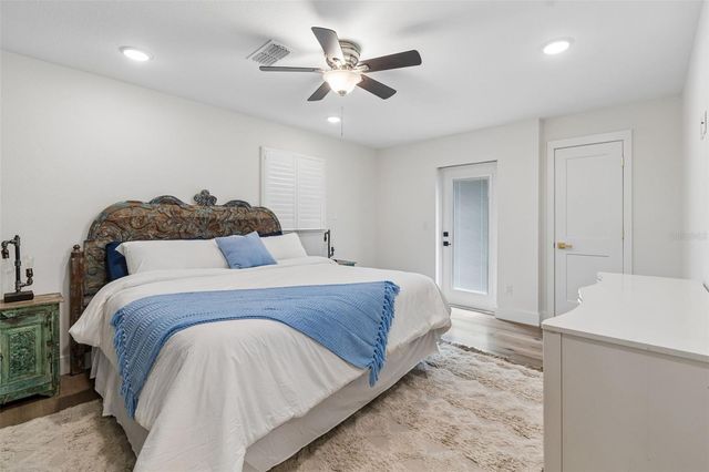 3941 E EDEN ROC CIRCLE, Tampa, FL 33634