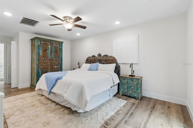 3941 E EDEN ROC CIRCLE, Tampa, FL 33634