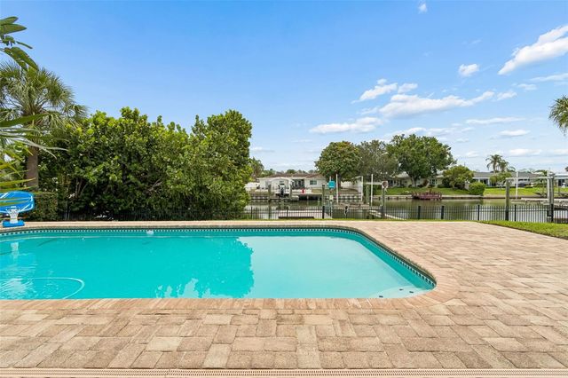 3941 E EDEN ROC CIRCLE, Tampa, FL 33634