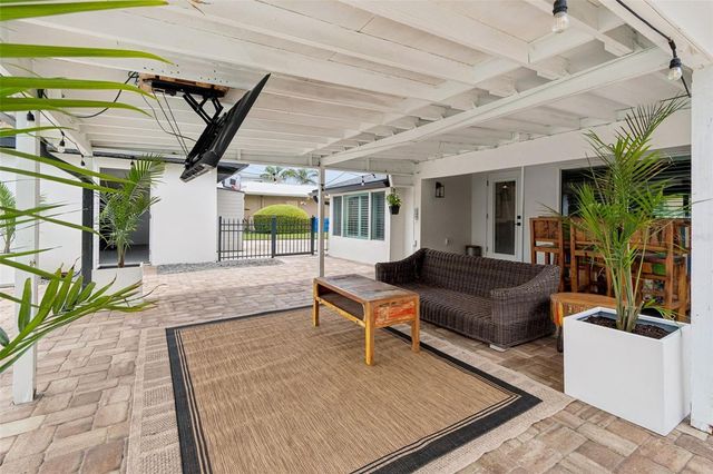 3941 E EDEN ROC CIRCLE, Tampa, FL 33634