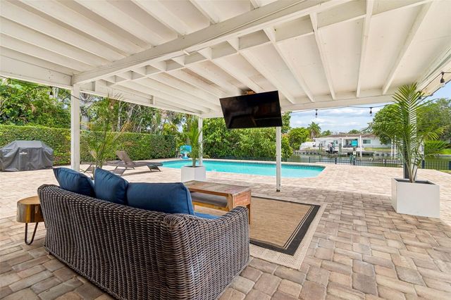 3941 E EDEN ROC CIRCLE, Tampa, FL 33634