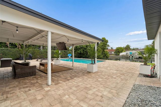 3941 E EDEN ROC CIRCLE, Tampa, FL 33634
