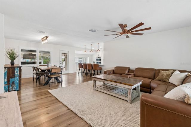 3941 E EDEN ROC CIRCLE, Tampa, FL 33634