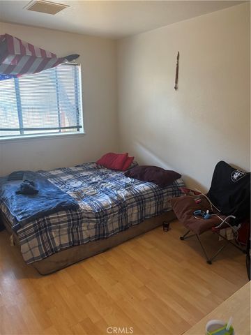 313 Mamie Street, Ridgecrest, CA 93555