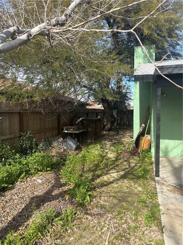 313 Mamie Street, Ridgecrest, CA 93555