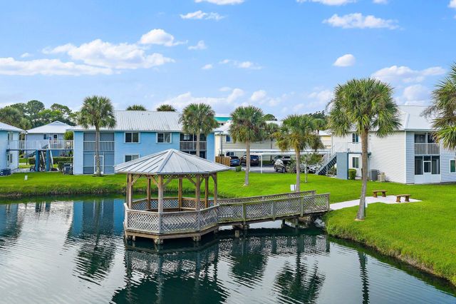 212 SE Village Drive 212, Port St Lucie, FL 34952