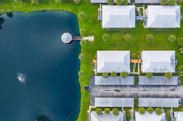 212 SE Village Drive 212, Port St Lucie, FL 34952