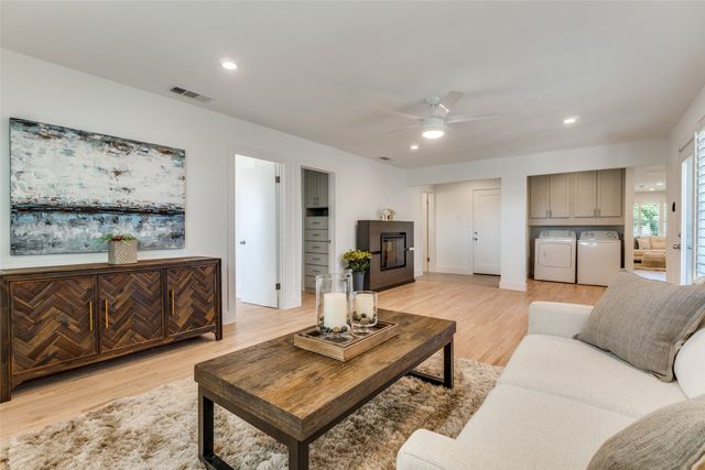 3078 Newcastle Drive, Dallas, TX 75220