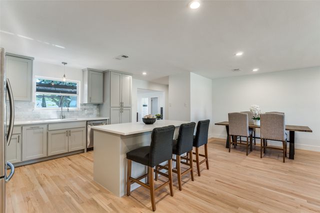 3078 Newcastle Drive, Dallas, TX 75220