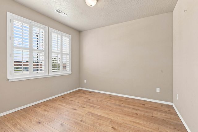 1118 S Oswald St, Spokane, WA 99224