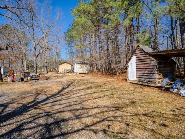 16 Two Run Crossing NW, Cartersville, GA 30120