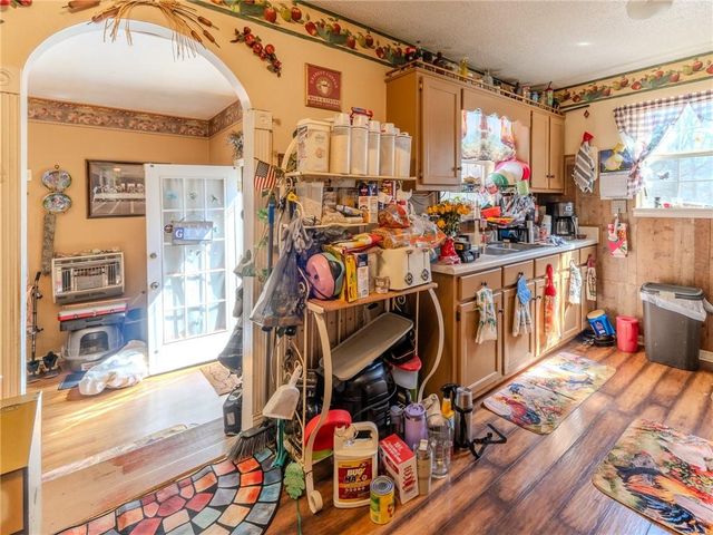 16 Two Run Crossing NW, Cartersville, GA 30120