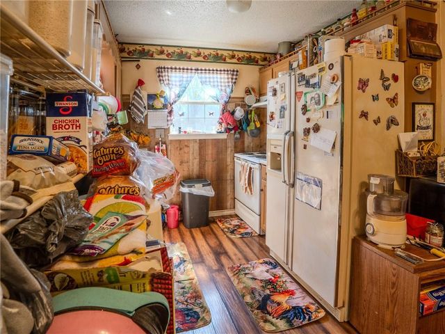 16 Two Run Crossing NW, Cartersville, GA 30120