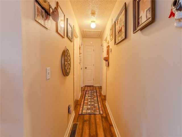 16 Two Run Crossing NW, Cartersville, GA 30120