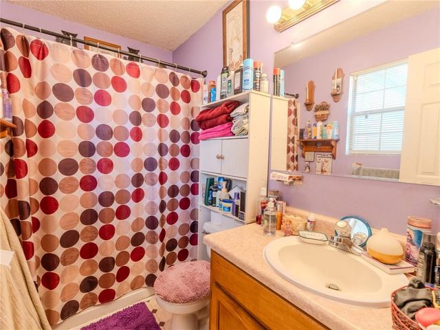 16 Two Run Crossing NW, Cartersville, GA 30120