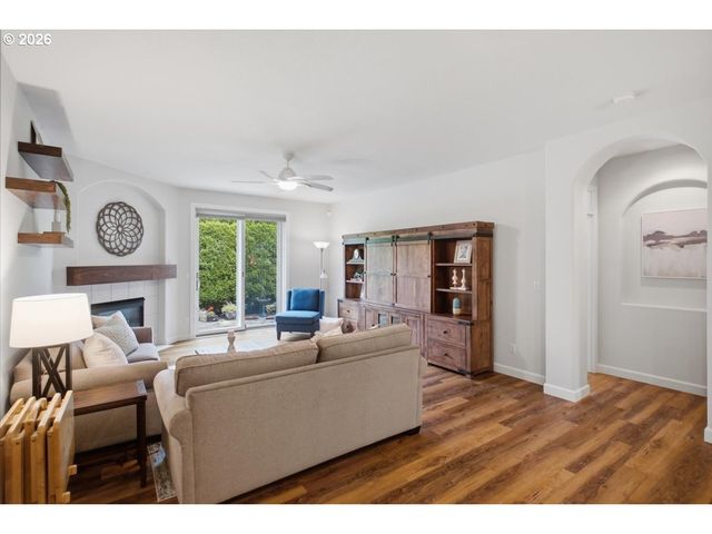 5923 MISSION HILLS St, Salem, OR 97306