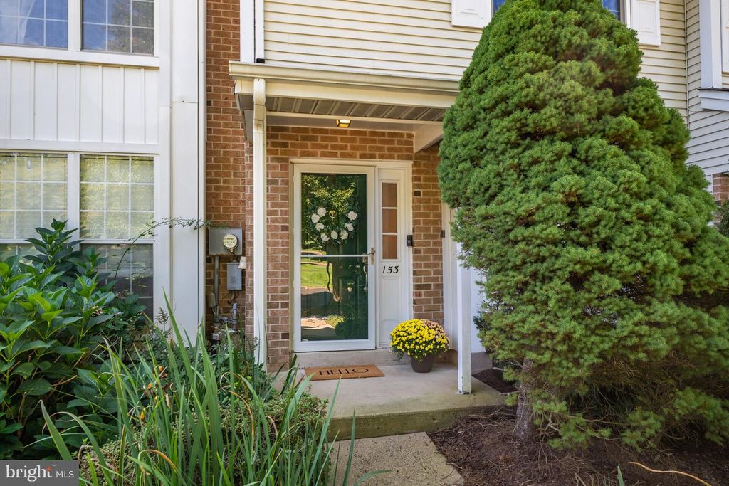 153 LEEDOM WAY, NEWTOWN, PA 18940 — exterior