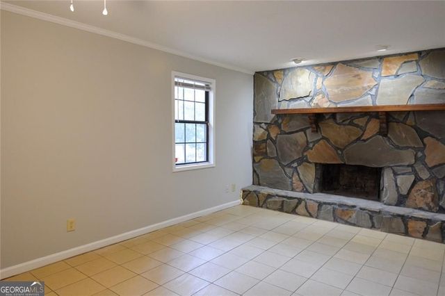 3592 Denby Drive SW, Snellville, GA 30039