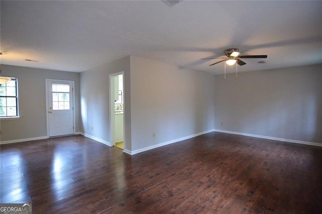 3592 Denby Drive SW, Snellville, GA 30039