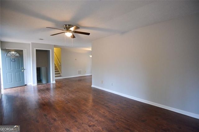 3592 Denby Drive SW, Snellville, GA 30039