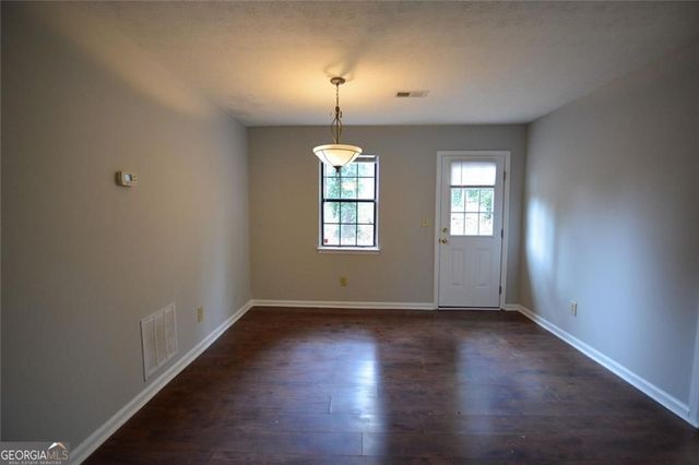 3592 Denby Drive SW, Snellville, GA 30039